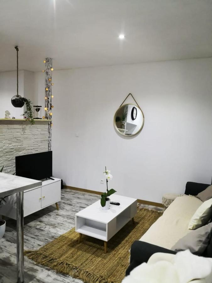 Studio Zen Et Cosy, Neuf En Pleine Ville Saint-Claude Ngoại thất bức ảnh